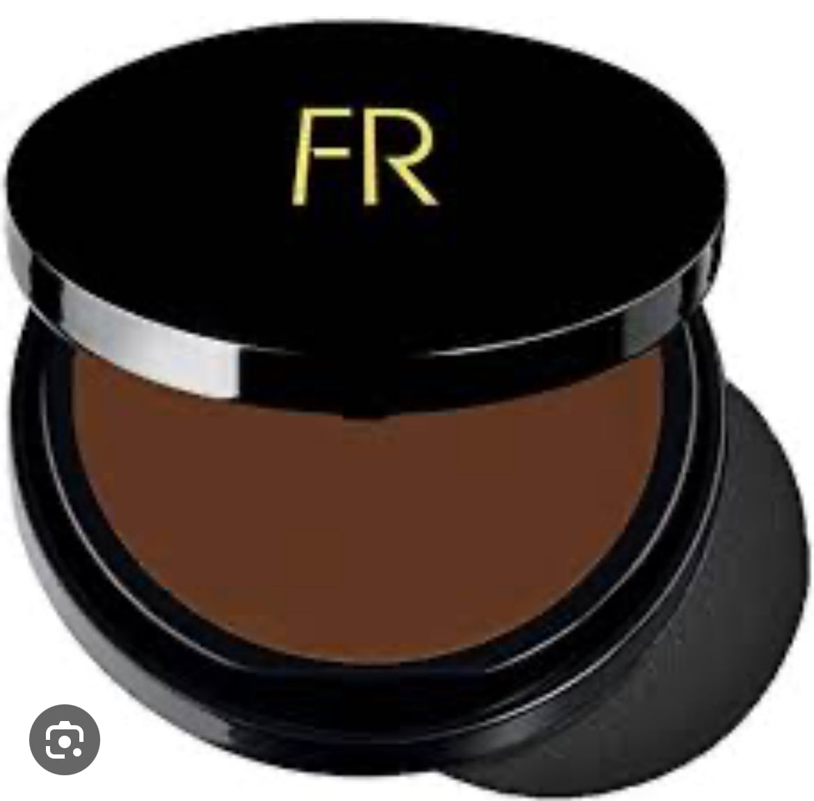 Best Creme to Powder Foundation For Women of Color or Deeper Skin Tones